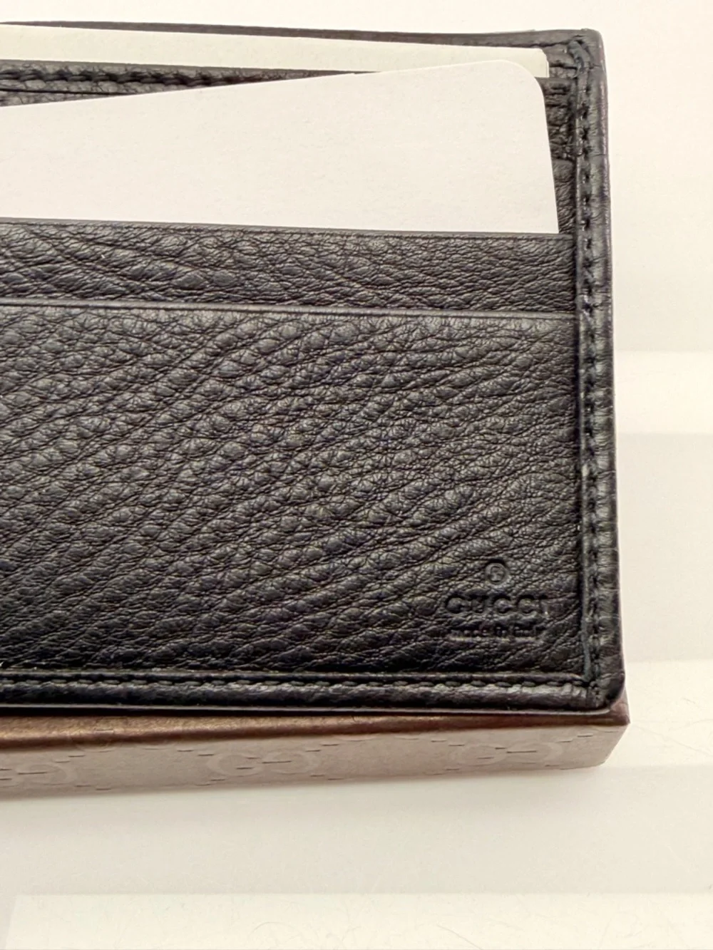 Gucci Black Textured Leather Men’s Black Bifold Wallet New